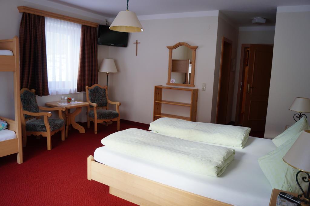 Landhaus St. Georg Saalbach-Hinterglemm Kamer foto